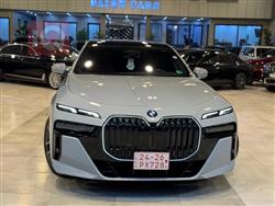 بي ام دبليو الفئة 7